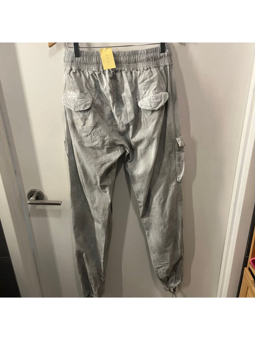 NWT‎ MNML Men's Grey/White Washed Camouflage Cargo Pants Size Medium - Picture 3 of 10